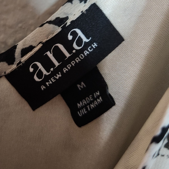 Abstract Printed High Low Sleeveless Dress Size Medium - Picture 6 of 8